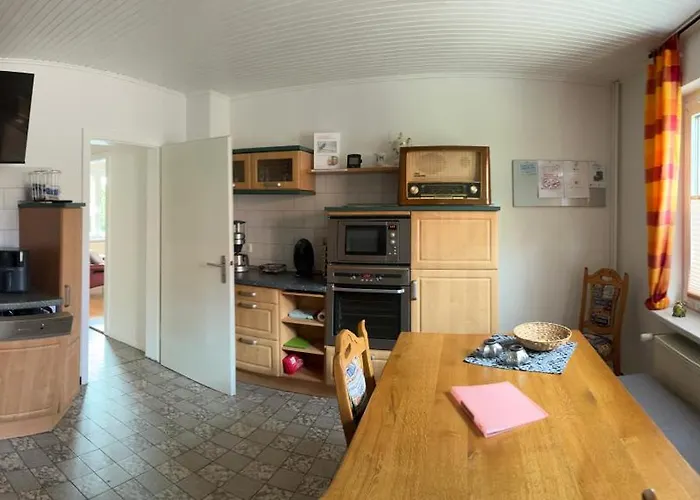 Am Eschenberg Apartman *